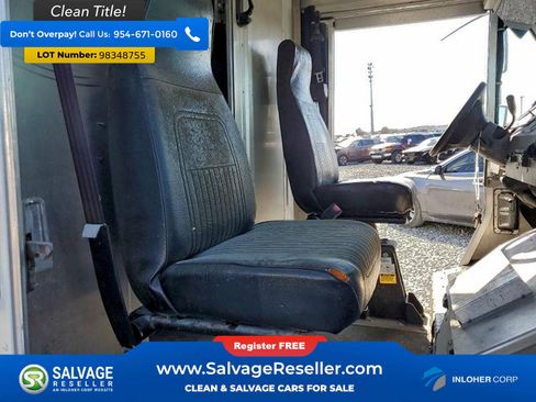 Used 2016 Ford E-350 and Econoline 350 Super Duty w/ A/C Prep Package image 15