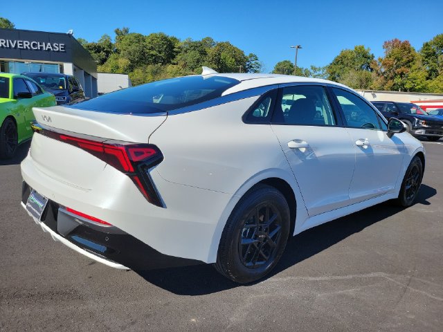 New 2026 Kia K5 LXS FWD image 5