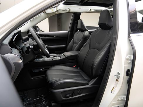 Used 2025 INFINITI QX60 Pure FWD image 44