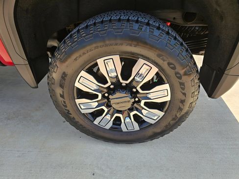 Used 2024 GMC Sierra 2500 Denali w/ Denali Reserve Package AWD/4WD image 20