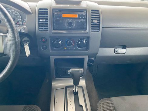 Used 2009 Nissan Pathfinder S RWD image 14