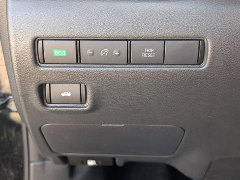 Certified 2023 Nissan Sentra SV w/ All-Weather Package image 34