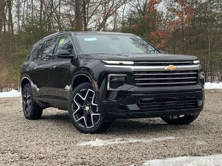 New 2026 Chevrolet Traverse High Country w/ LPO, Floor Liner Package video 2