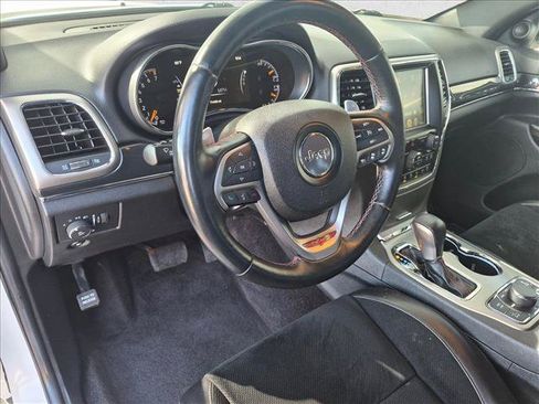 Used 2017 Jeep Grand Cherokee Trailhawk w/ Trailhawk Luxury Group AWD/4WD image 15