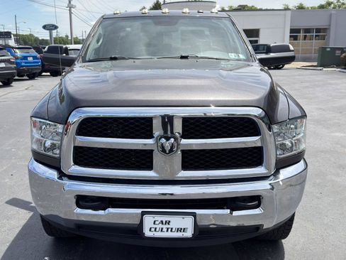 Used 2018 RAM 2500 Tradesman w/ Chrome Appearance Group AWD/4WD image 7