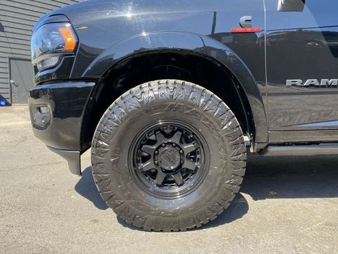 Used 2022 RAM 2500 Limited AWD/4WD image 12
