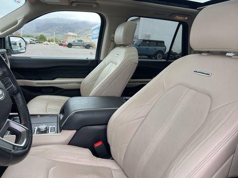 Used 2023 Ford Expedition Max Platinum AWD/4WD image 28