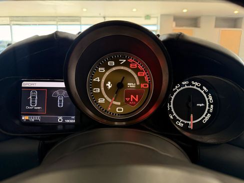 Used 2015 Ferrari California T RWD image 16