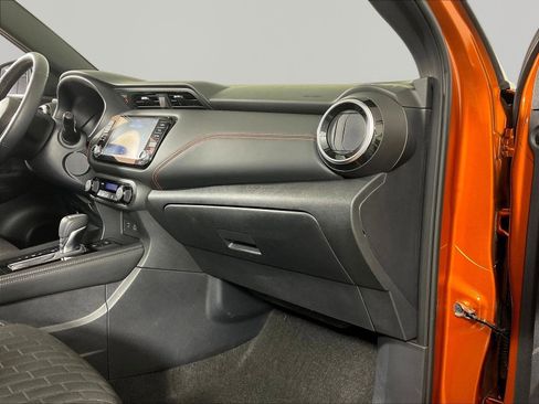 Used 2023 Nissan Kicks SR FWD image 26