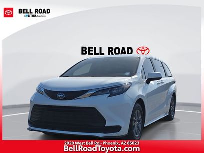 Used 2025 Toyota Sienna LE