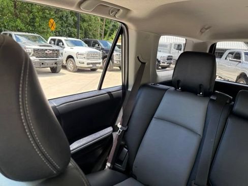 Used 2020 Toyota 4Runner SR5 Premium w/ Moonroof Package AWD/4WD image 51