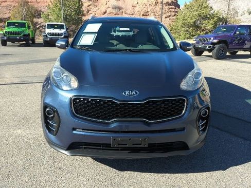 Used 2017 Kia Sportage EX w/ EX Premium Package image 2