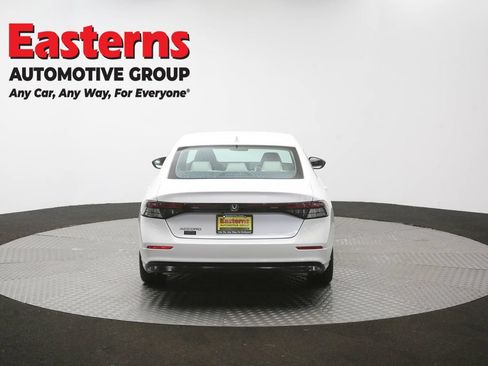 Used 2023 Honda Accord LX image 35