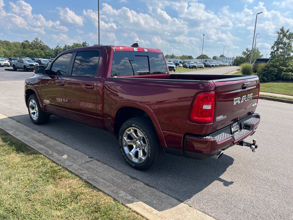 Used 2025 RAM 1500 Big Horn AWD/4WD image 4