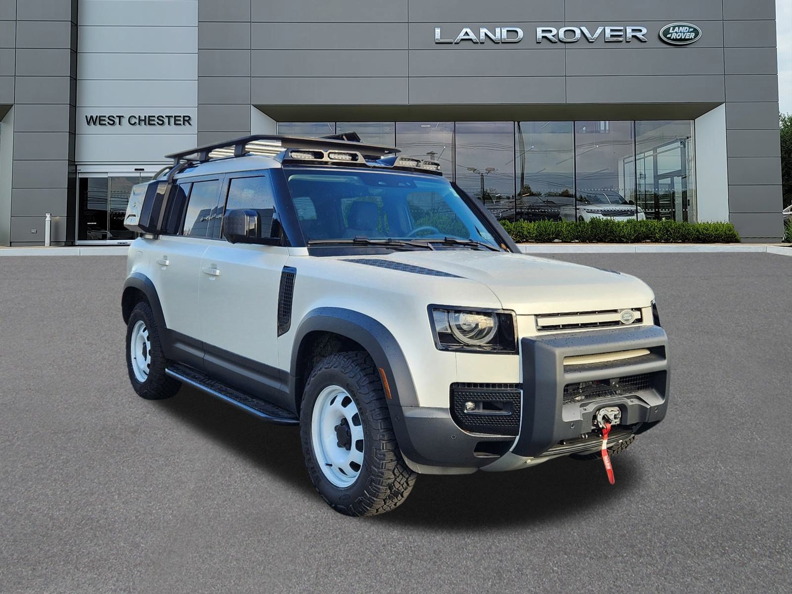 Used 2024 Land Rover Defender 110 S AWD/4WD image 2