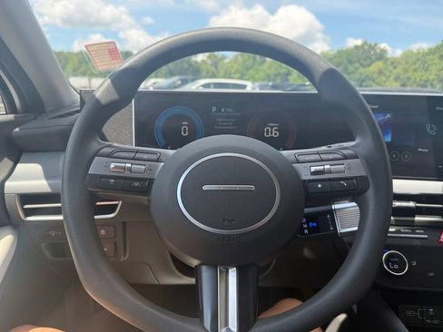 Used 2025 Hyundai Sonata SEL FWD image 20