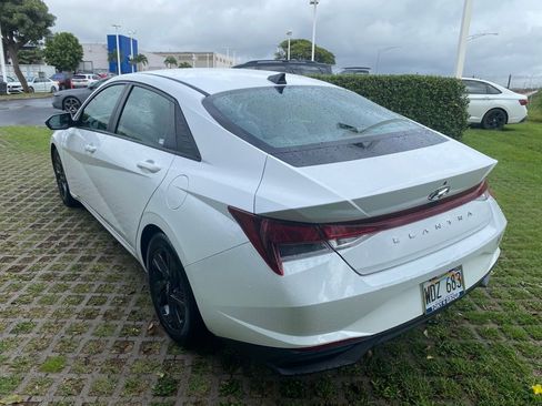 Certified 2021 Hyundai Elantra SEL image 23