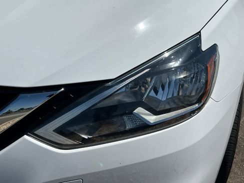 Used 2017 Nissan Sentra SV FWD image 11