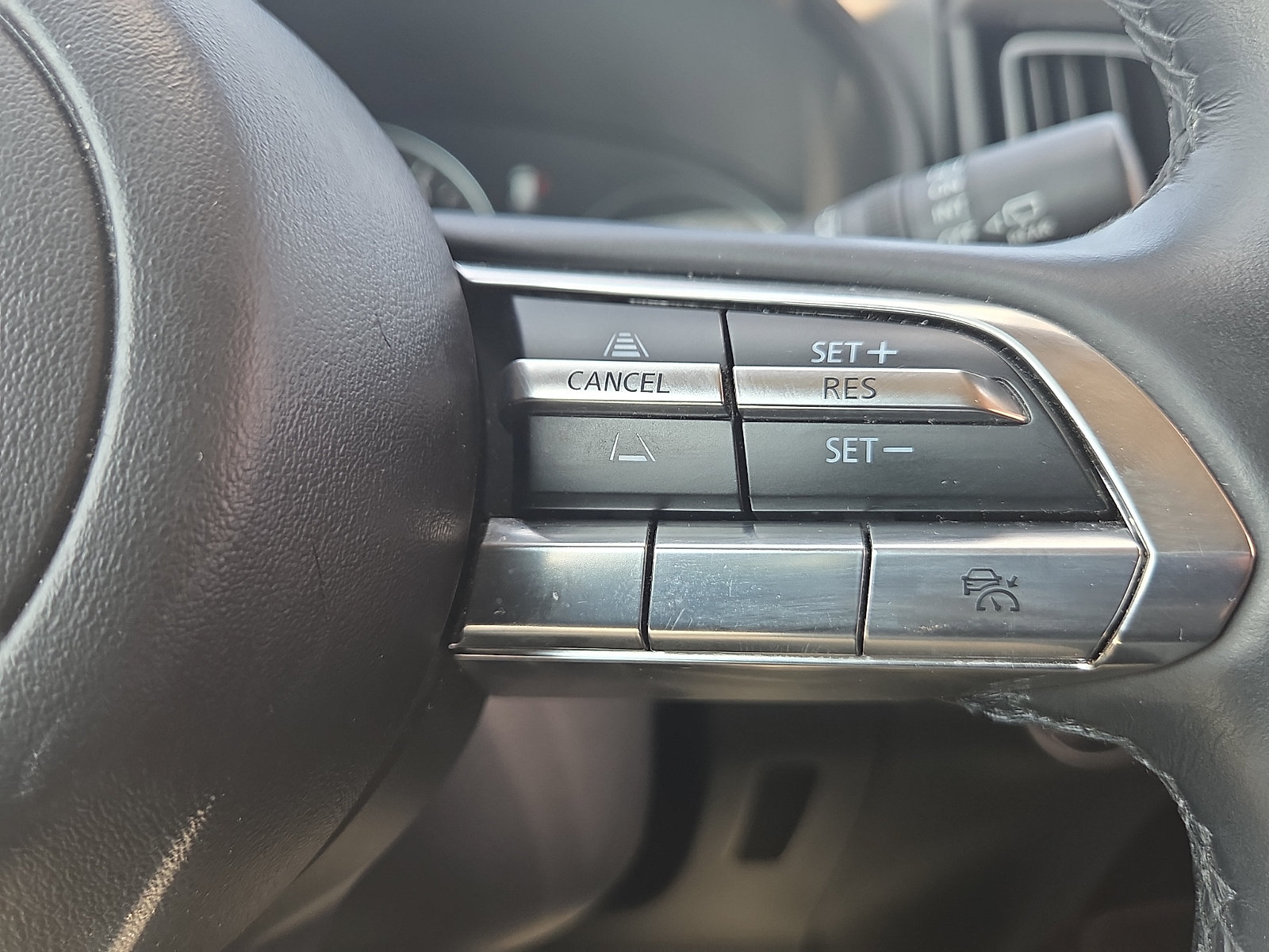 Used 2025 MAZDA CX-50 AWD 2.5 S w/ Premium Package image 19