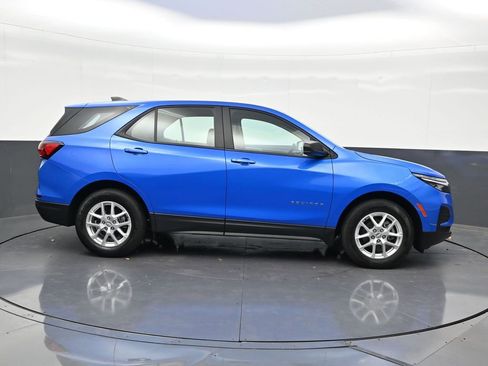 Used 2024 Chevrolet Equinox LS image 7