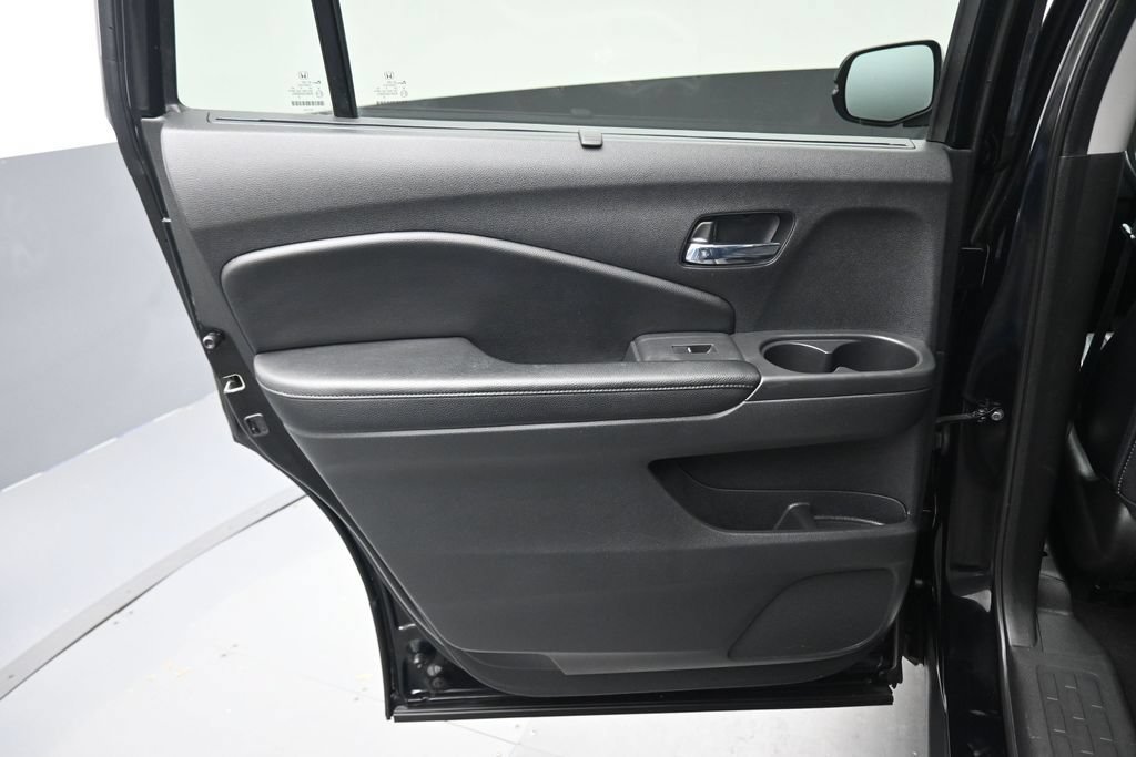 Used 2020 Honda Pilot EX-L image 32