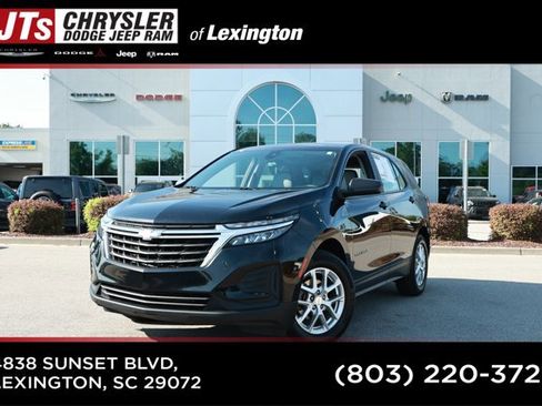 Used 2023 Chevrolet Equinox LS w/ LPO, Floor Liner Package FWD image 1