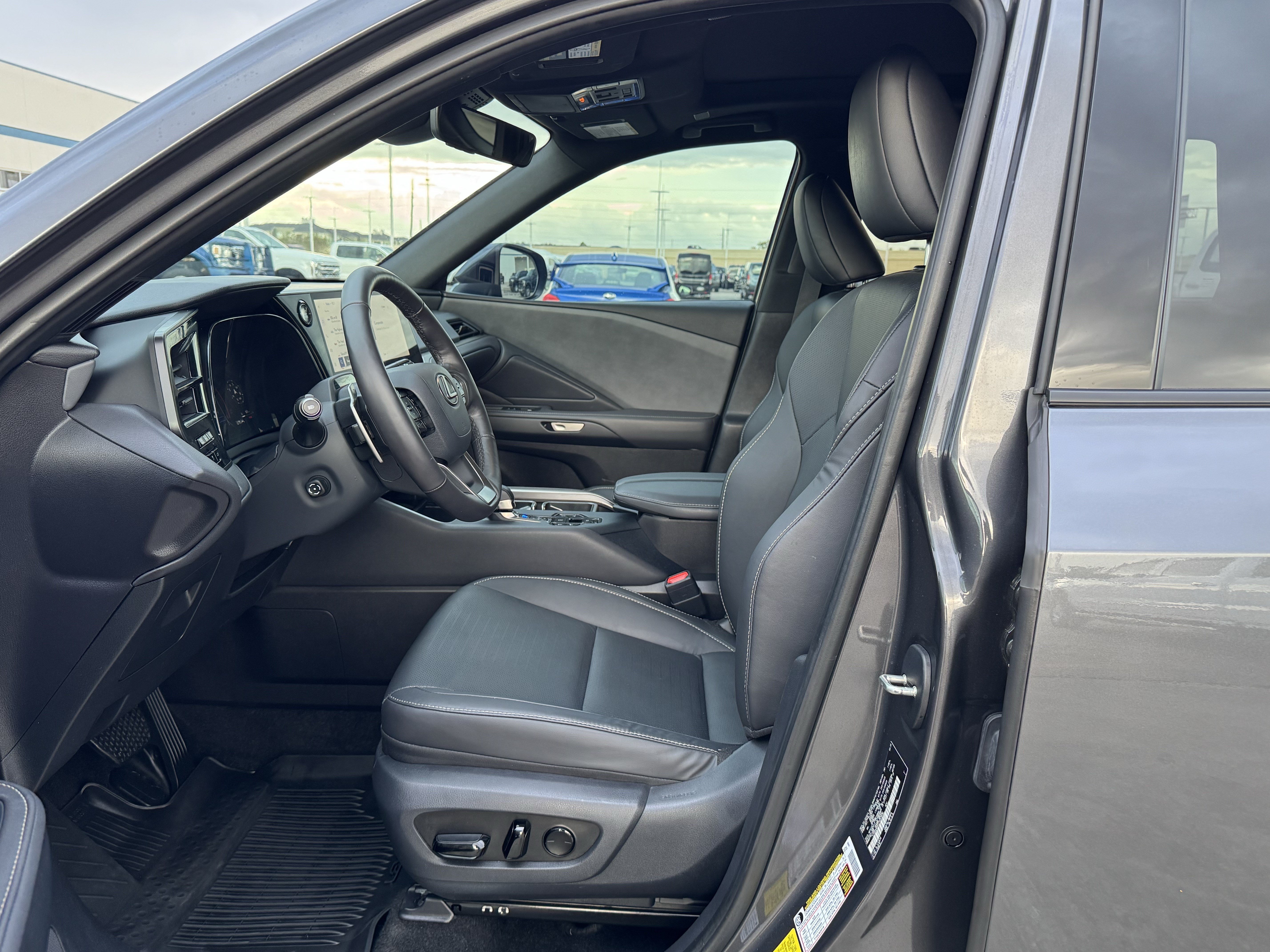 Used 2026 Lexus TX 350 AWD w/ Technology Package image 17