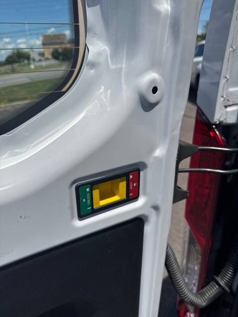 Used 2025 Ford Transit 250 Low Roof w/ Exterior Upgrade Package RWD image 23