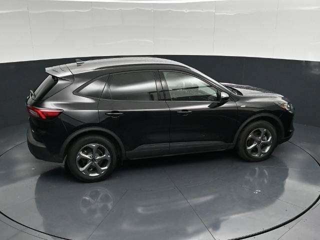 Certified 2025 Ford Escape ST-Line Select AWD/4WD image 35