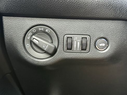 Used 2018 Dodge Challenger T/A image 22