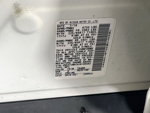 Used 2020 Nissan Rogue SV image 30