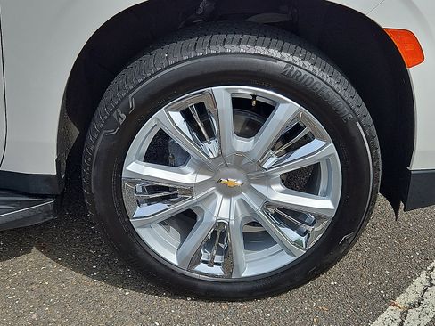 Used 2021 Chevrolet Tahoe RST w/ Luxury Package image 8