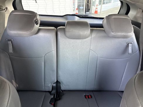 Used 2021 Toyota Sienna Limited FWD image 24