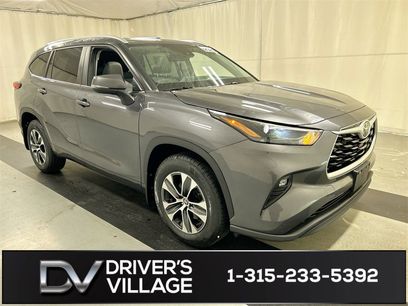 Used 2023 Toyota Highlander XLE