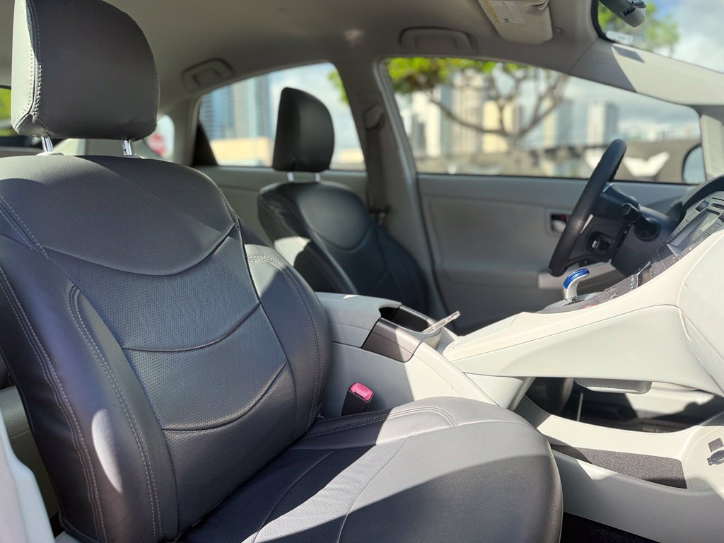 Used 2013 Toyota Prius Two FWD image 13