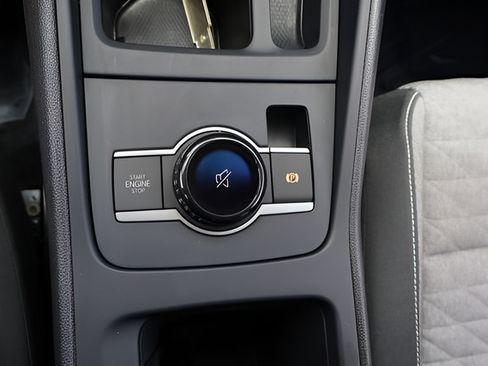 Certified 2025 Volkswagen Tiguan S AWD/4WD image 33