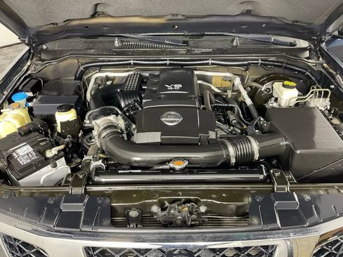 Used 2019 Nissan Frontier SV AWD/4WD image 9