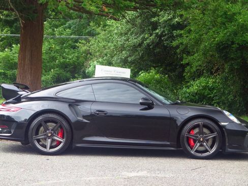 Used 2014 Porsche 911 Turbo S AWD/4WD image 13
