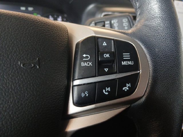 Used 2022 Ford Explorer XLT w/ Equipment Group 202A RWD image 10
