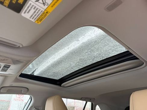 Used 2025 Toyota RAV4 Limited image 9