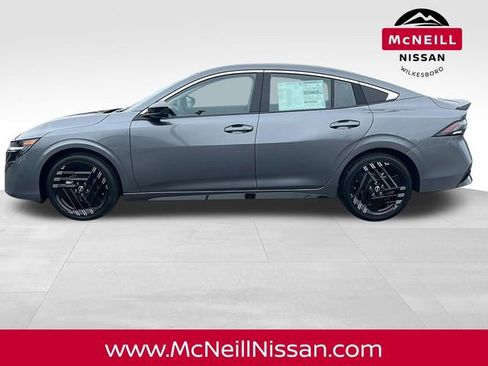 New 2026 Nissan Sentra SR w/ Floor Mat Package image 4