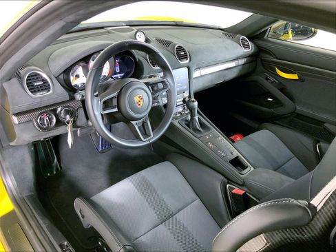Certified 2024 Porsche 718 Cayman GT4 RS RWD image 4