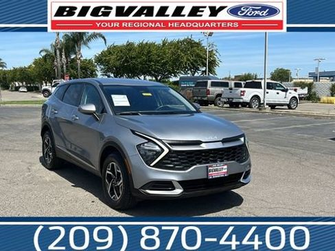 Used 2023 Kia Sportage LX AWD/4WD image 1
