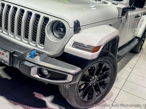 Used 2023 Jeep Wrangler Unlimited Sahara w/ Cold Weather Group image 8