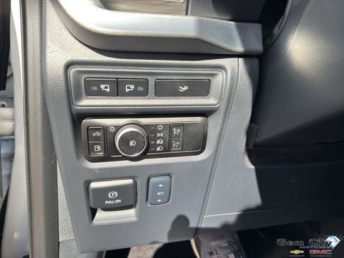 Used 2024 Ford F150 Lariat w/ Equipment Group 502A High image 31