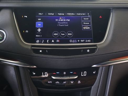 Certified 2025 Cadillac XT5 Premium Luxury FWD image 23