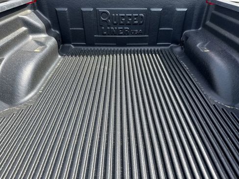 Used 2022 Jeep Gladiator Mojave AWD/4WD image 8