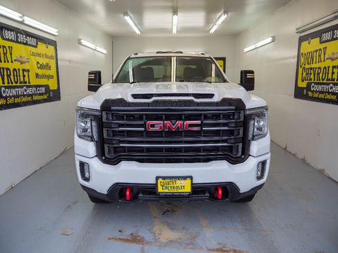Used 2022 GMC Sierra 2500 AT4 image 3