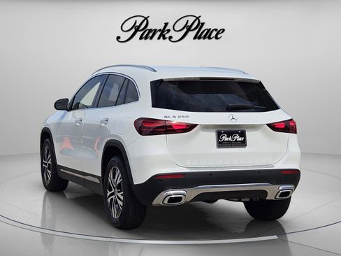 Certified 2026 Mercedes-Benz GLA 250 image 3