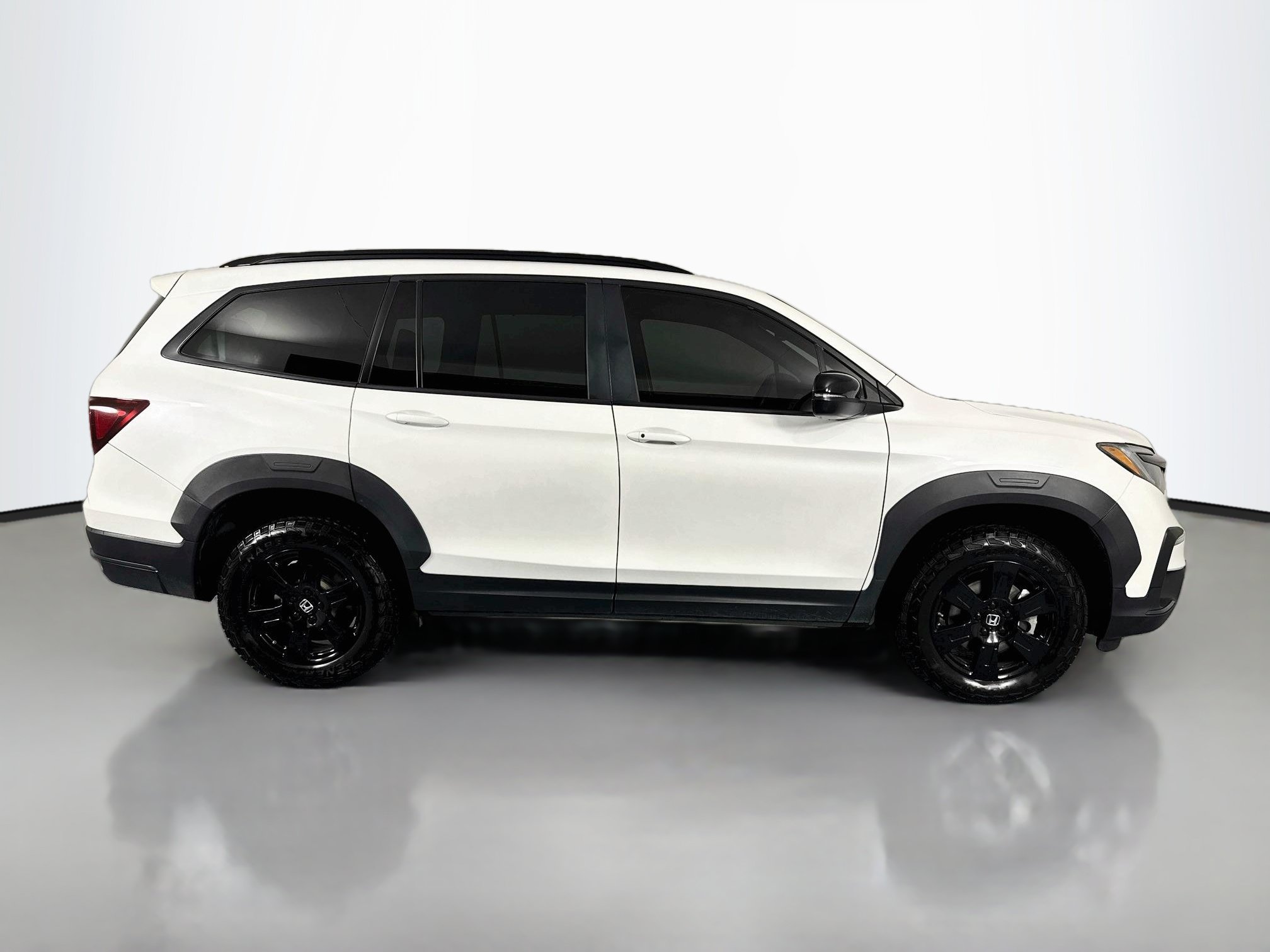 Certified 2022 Honda Pilot TrailSport image 4